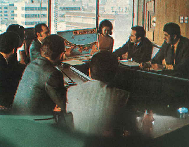 Se constituye Grupo Valcas